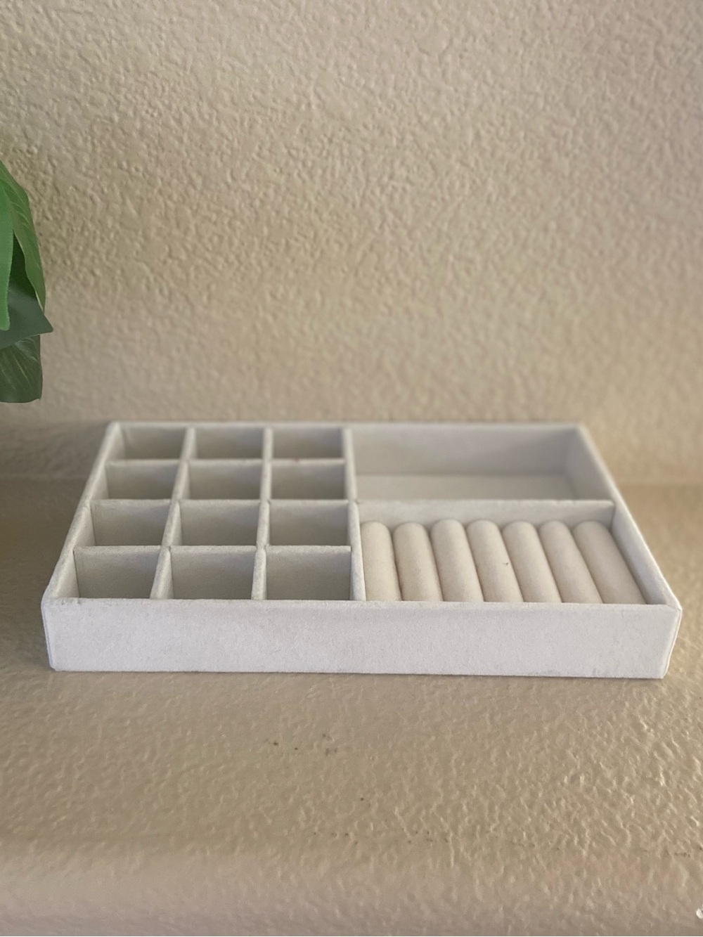 White Jewelry Organizer Tray with Ring Roll and Compartments